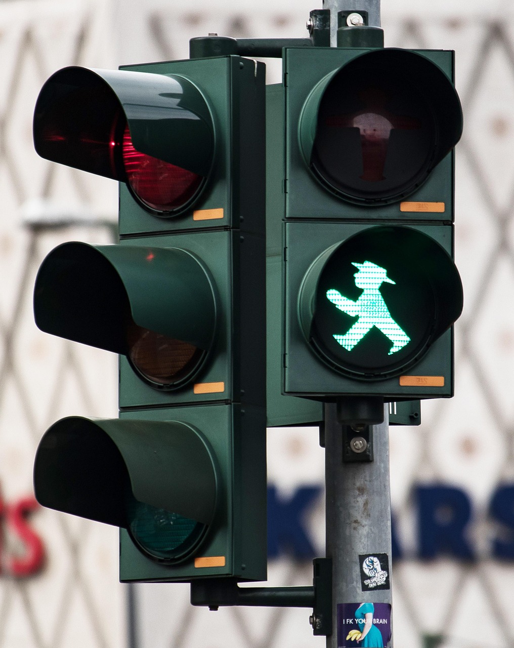 traffic light, traffic lights, road traffic, traffic light man, traffic light signal, light signal, pedestrian, traffic light, traffic light, traffic light, traffic light, traffic light, traffic lights